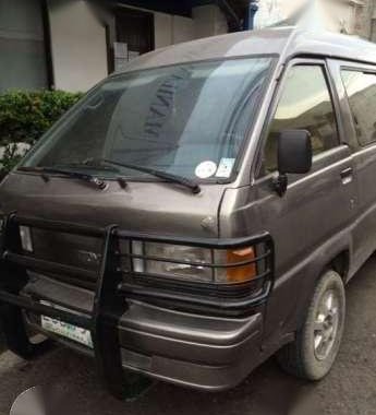 Toyota Lite Ace Van rush!