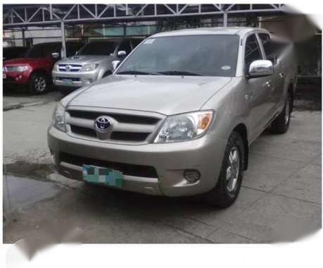 First Owned 2007 Toyota Hilux 2.5 E MT For Sale