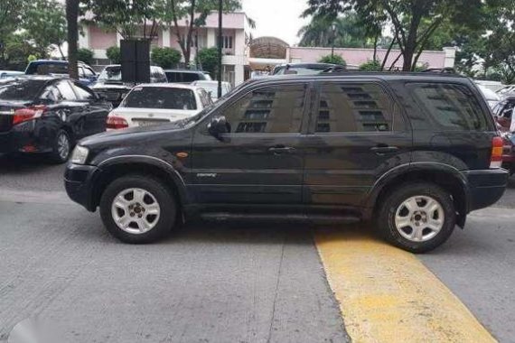 Fuel Efficient 2005 Ford Escape AT For Sale