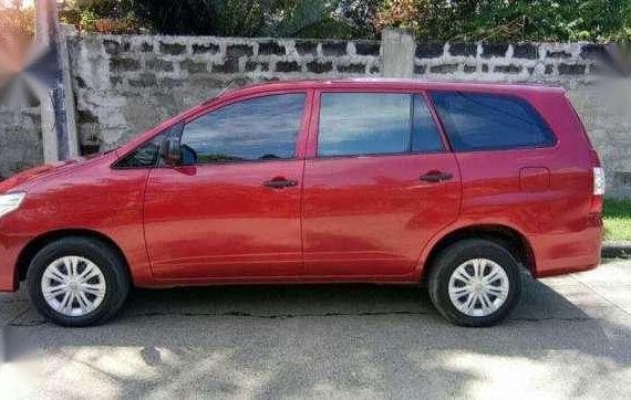 Toyota Innova J