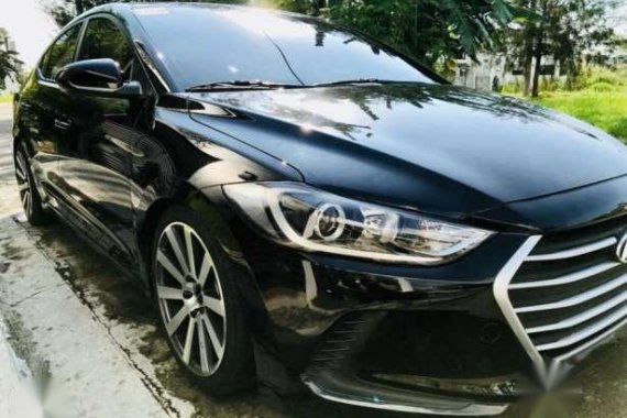 Almost New 2017 Hyundai Elantra 2.0 Variant AT For Sale