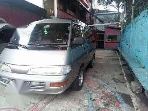 Toyota Lite Ace Dolphin 2003 MT Silver For Sale 