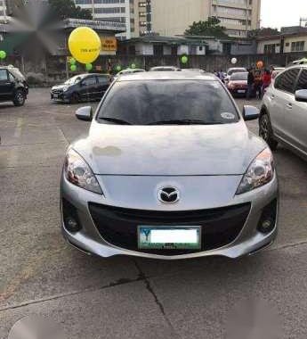 For sale Mazda 3 automatic 2012m top of the line