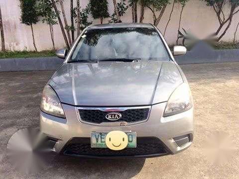 Kia Rio 2010 silver for sale 