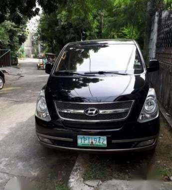 Hyundai Starex Gold 2011 AT Black For Sale 