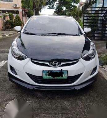 For sale good condition Hyundai Elantra 2013