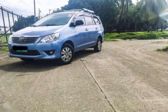 Well Maintained Toyota Innova E 2013 MT For Sale