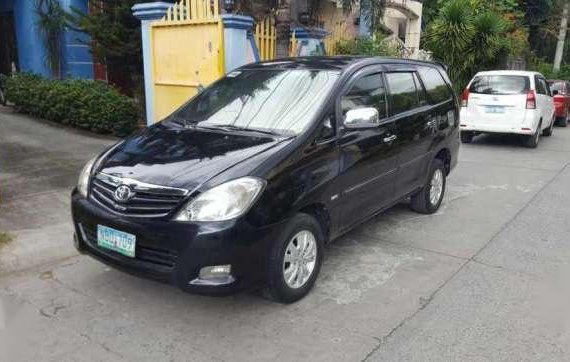 Toyota Innova G 2010 good as new for sale 