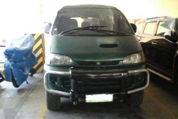 Mitsubishi Delica SpaceGear 2006 AT Green For Sale 