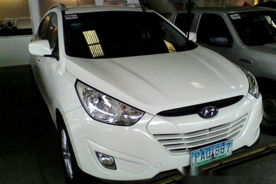 Hyundai Tucson 2010 AT White SUV For Sale 