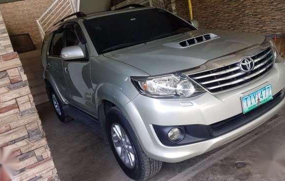 Toyota Fortuner V 4x4 3.0 2012 diesel for sale 