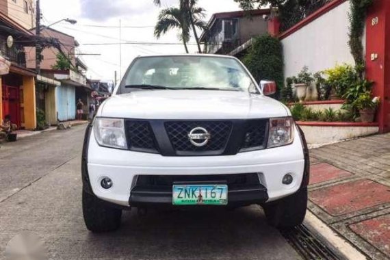 Nissan Navara 2008 MT Diesel White For Sale 