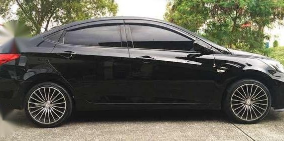 Top Of The Line 2012 Hyundai Accent 14 CVVT AT For Sale