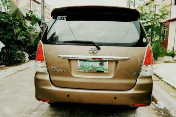 Super Fresh 2011 Toyota Innova G AT Gas For Sale
