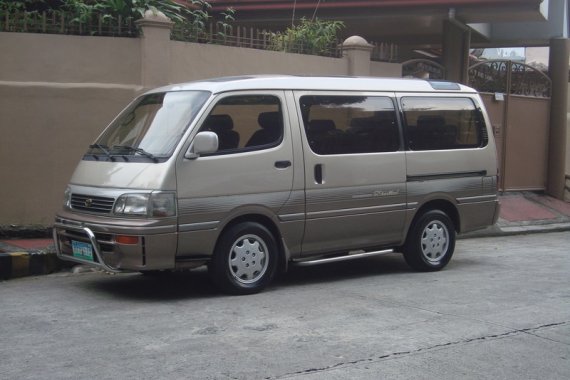 Toyota Hiace 2002 FOR SALE