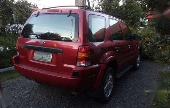 Ford Escape XLS 2005 4x2 AT Red SUV For Sale 
