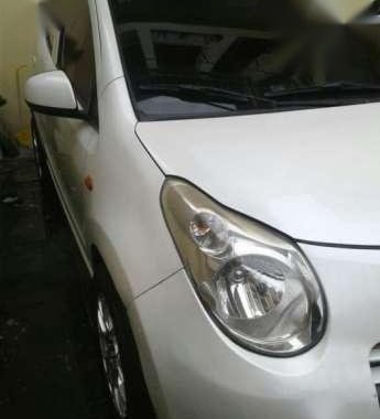 2011 Suzuki Celerio white color for sale 