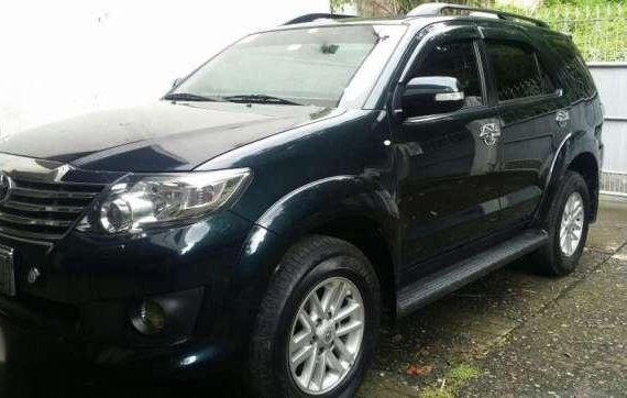 Toyota Fortuner 2.5G matic 2012 model for sale 
