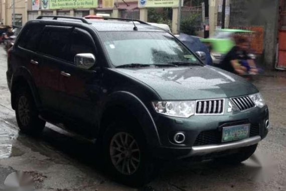 2010 Mitsubishi Montero Gls 4x4 MT Green For Sale 