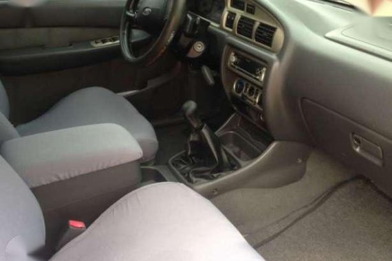 Ford Everest 4x4 2005 MT Beige For Sale 