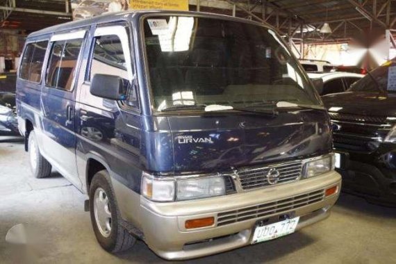 2013 Nissan Urvan blue for sale 
