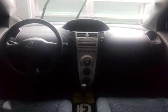 Toyota Yaris 2008 1.5 AT Silver Hatchback For Sale 