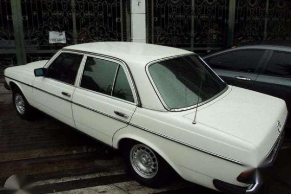 1983 Mercedes Benz 300D Diesel Automatic For Sale 