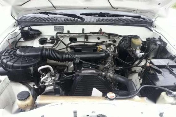 Toyota hilux 2004 for sale