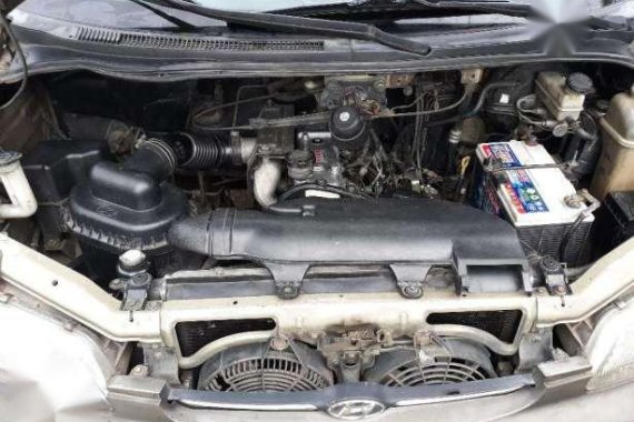 Hyundai Starex 2008 MT Gray Van For Sale 