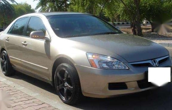 2005 Honda Accord 2.0 AT Beige For Sale 