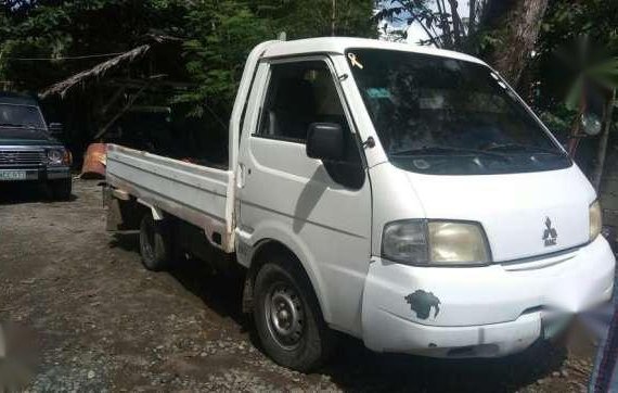Mazda Bongo 2006 model white for sale 