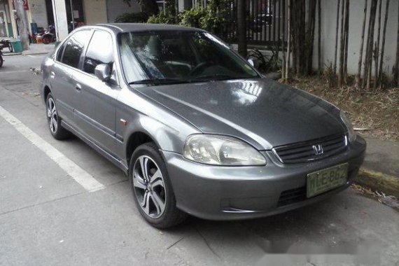 Well-maintained Honda Civic 2000 for sale 