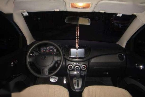 Fresh In And Out Hyundai i10 GLS 2011 AT For Sale