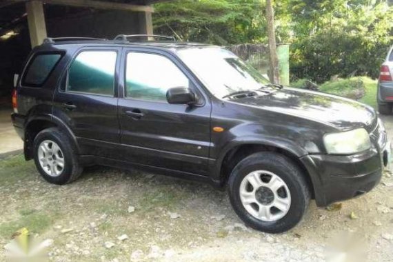 Ford Escape good as new for sale 