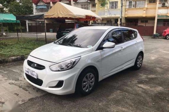 2016 Hyundai Accent Hatchback AT CRDi White For Sale 