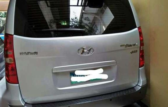 For sale Hyundai Starex good as new 2010 