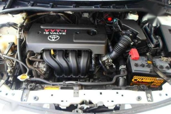 Toyota Corolla Altis E 2008 MT White For Sale 