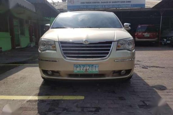2011s Chrysler Town And Country stow n go batmancars for sale
