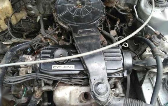 Mitsubishi Lancer 1995 MT Silver Sedan For Sale 