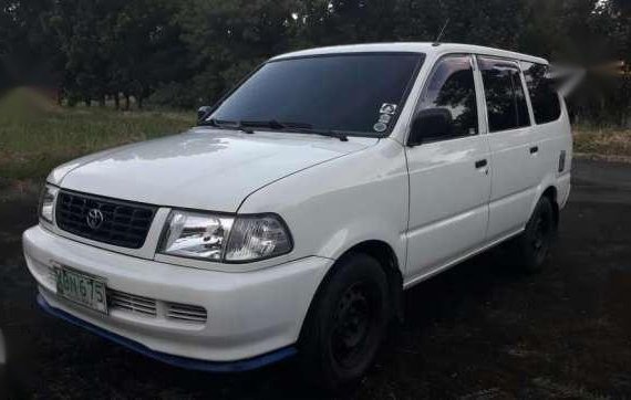 Toyota Revo DLX 2002 MT White For Sale 