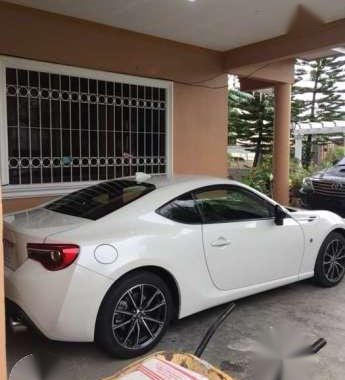 Toyota 86 2017 Manual White Coupe For Sale 
