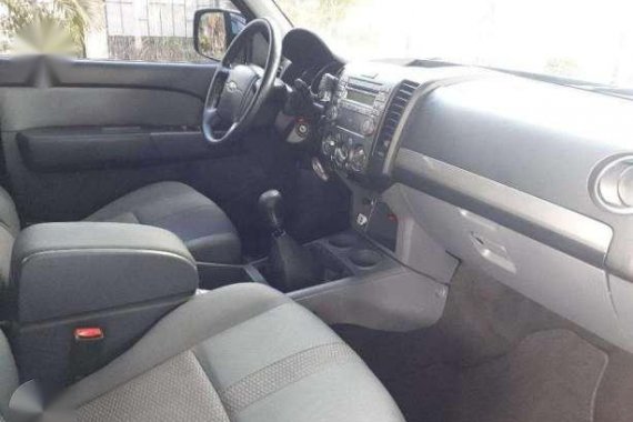 Good As Brand New 2014 Ford Everest For Sale