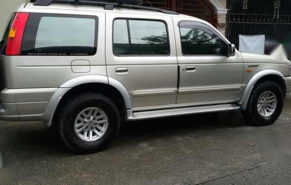 Ford Everest 2005 4x4 AT Silver For Sale 