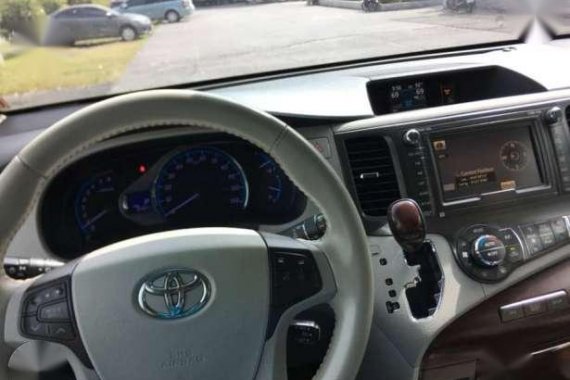 All Working Perfectly 2011 Toyota Sienna XLE For Sale