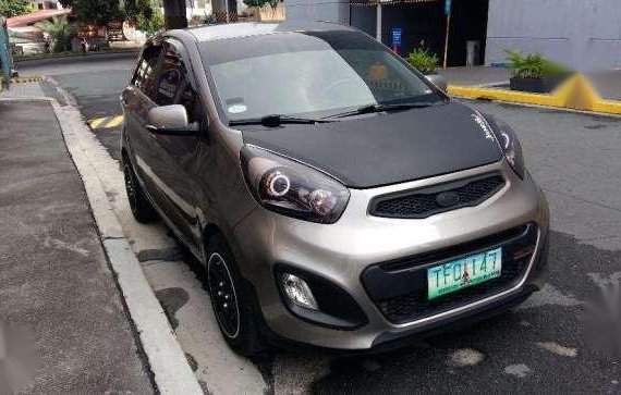 Top Of The Line 2012 Kia Picanto EX For Sale