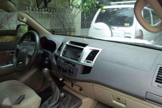 2013 Toyota Hilux VNT 4x4 MT White For Sale 