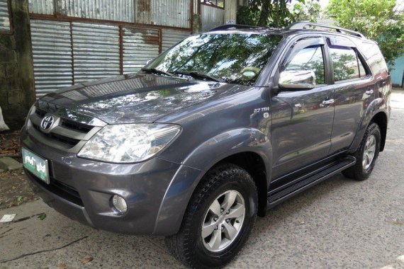 2006 Model Toyota Fortuner G Gas Matic Low Mileage