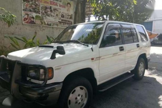 Isuzu Trooper 3.1 4x4 2005 AT White For Sale 