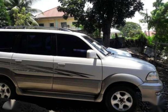 Toyota Revo SR 2004 for sale 