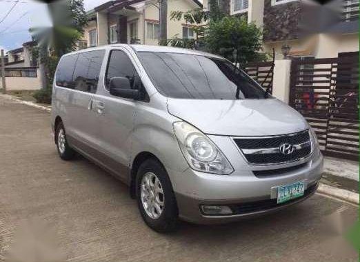 Rush sale! Hyundai Grand Starex 2008 vgt  